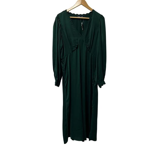 Gap Green Maxi Dress L Tall NWT Holiday Party Long Sleeve Emerald Evening - Picture 3 of 11
